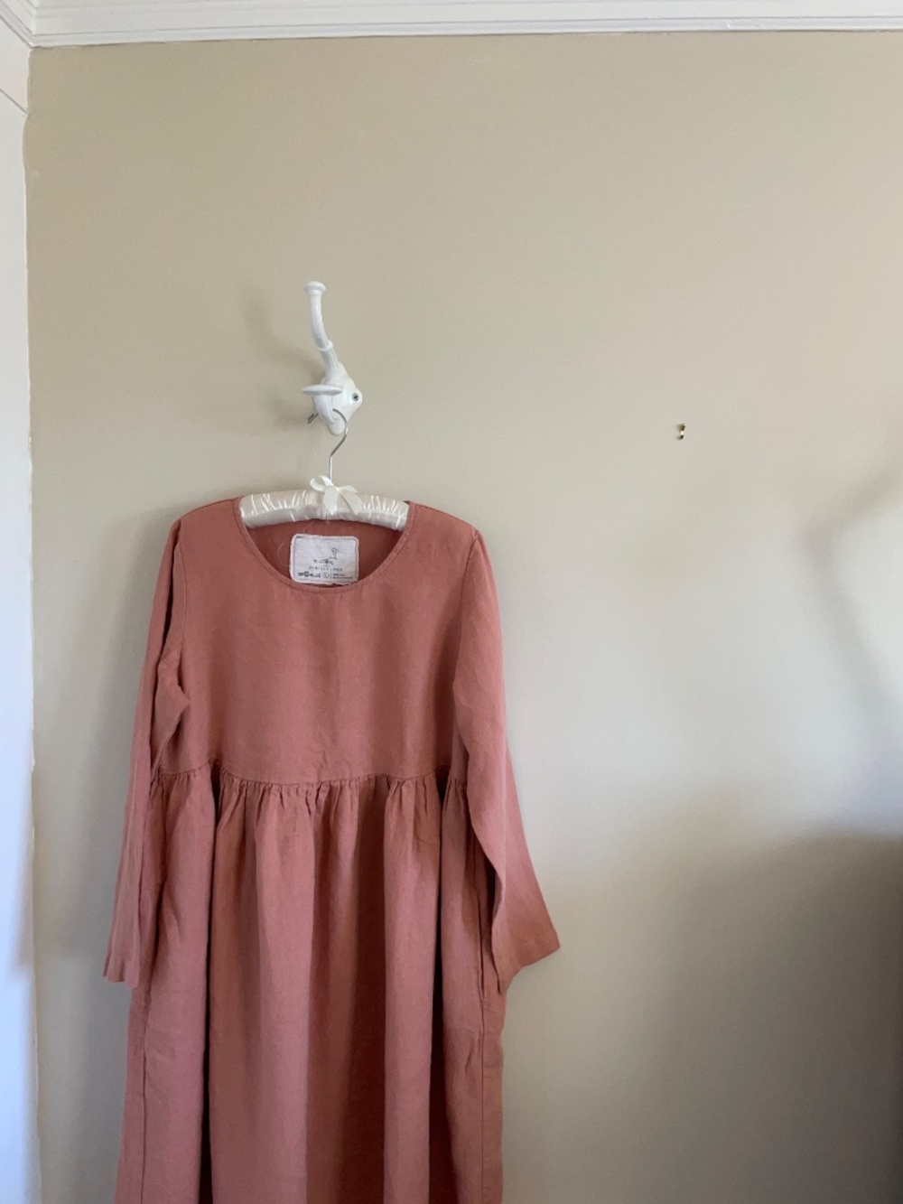 NotPERFECTLINEN Maxi EMILIE dress long sleeve size L soft peach color - Picture 2 of 5